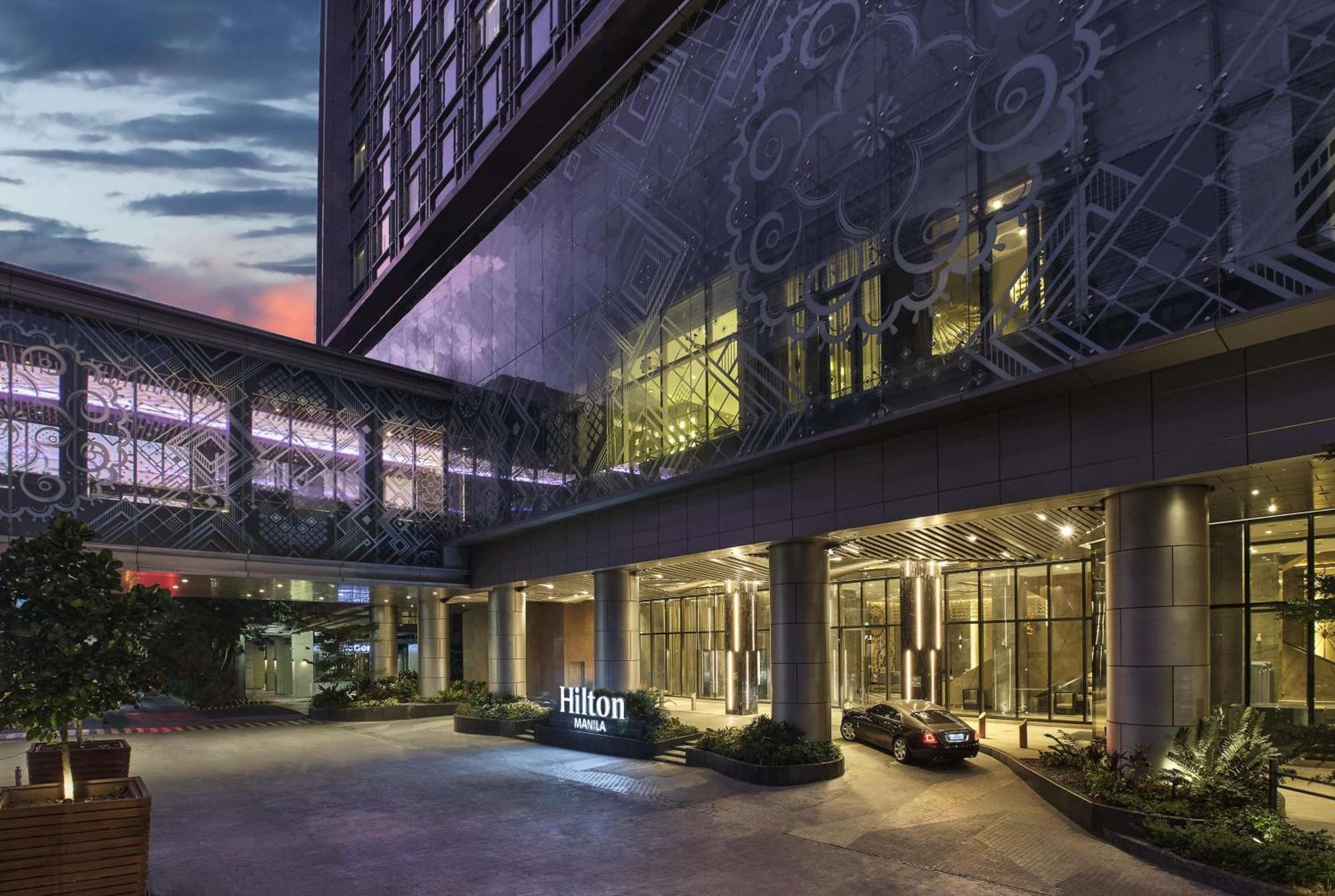 Hilton Manila Hotel Exterior photo